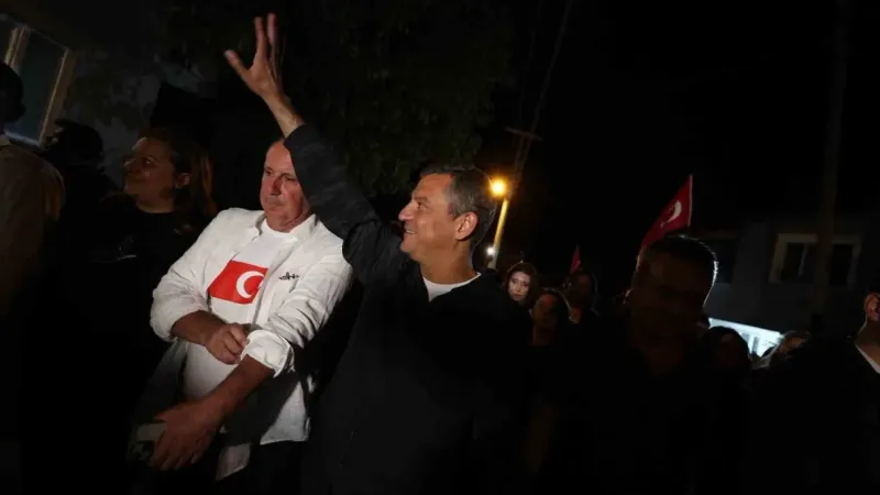 CHP Genel Başkanı Özel, Zafer Yolu’ndan Kocatepe’ye yürüdü –  Ankara Haber