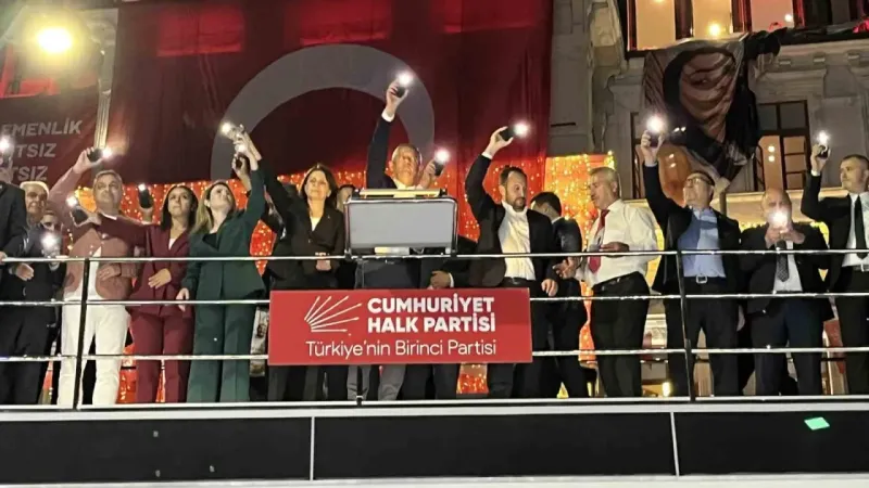 CHP Genel Başkanı Özel: "Direniyoruz"